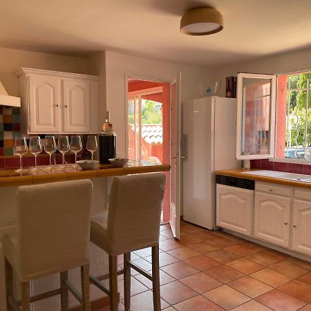 Fantastic Pool Villa 900M To The Beach; With Extravagant Big Garden Sainte-Maxime Bagian luar foto